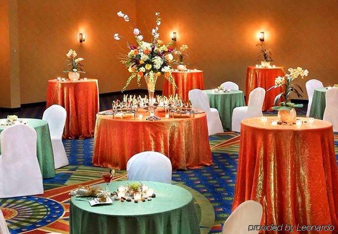 Westchester Marriott Таррітаун Ресторан фото